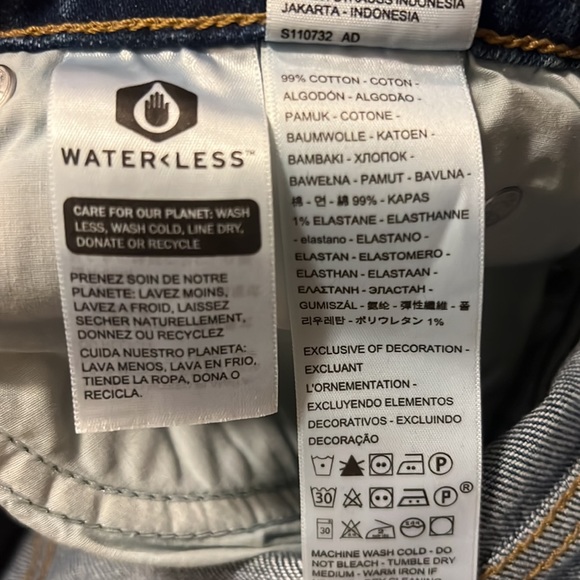 Levi’s 70’s High Rise Flare Women’s Jean Size 27 - Picture 13 of 13